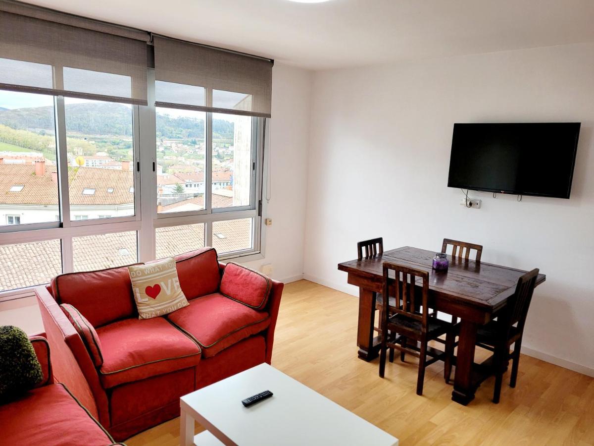 Amplio Piso Con Vistas En La Entrada Del Camino C4 Apartamento Santiago de Compostela