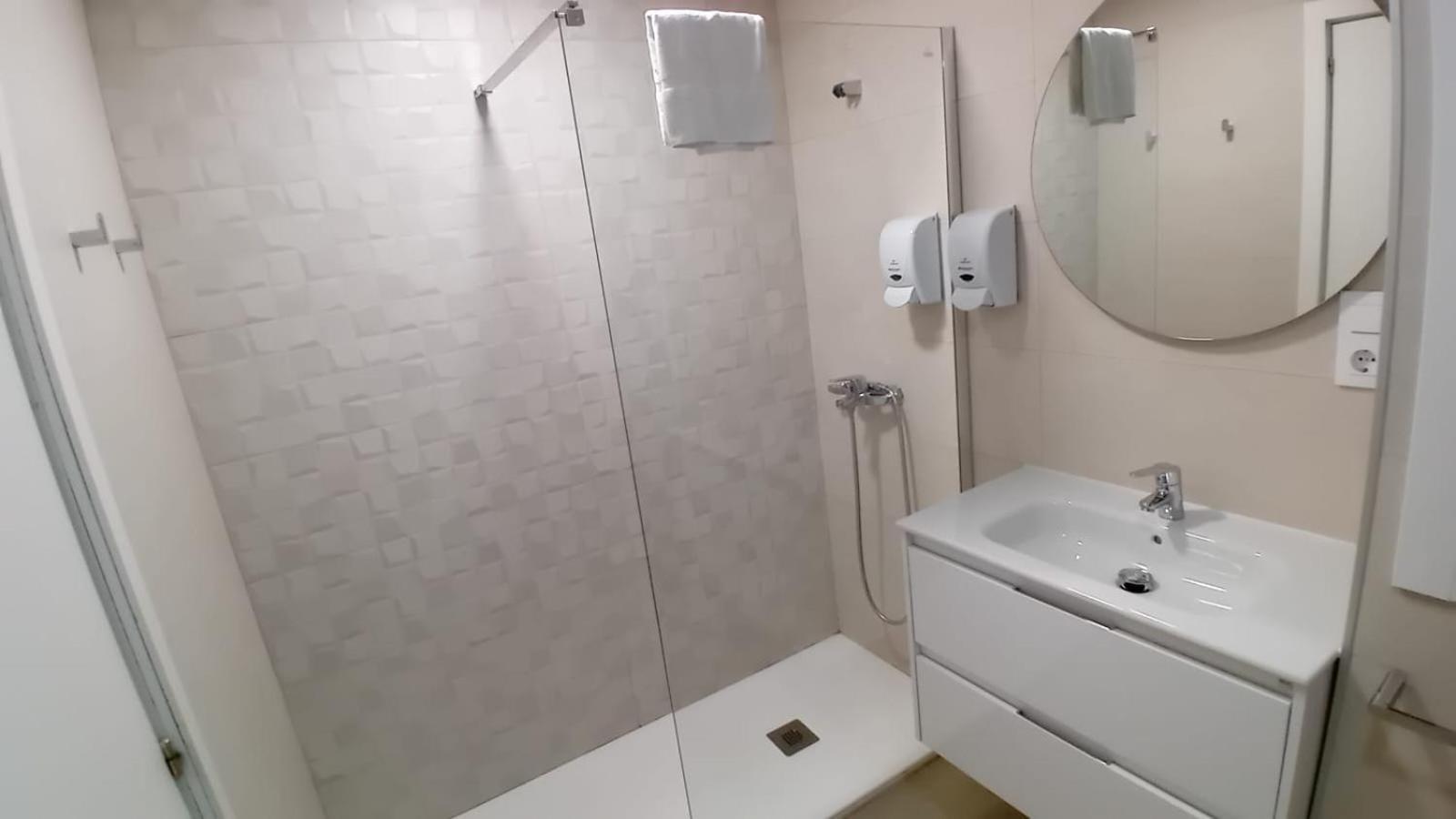 Apartamento Amplio Piso Con Vistas En La Entrada Del Camino C4 Santiago de Compostela